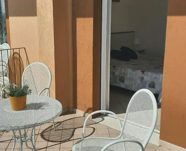 Couette-café Mayoti 3*
